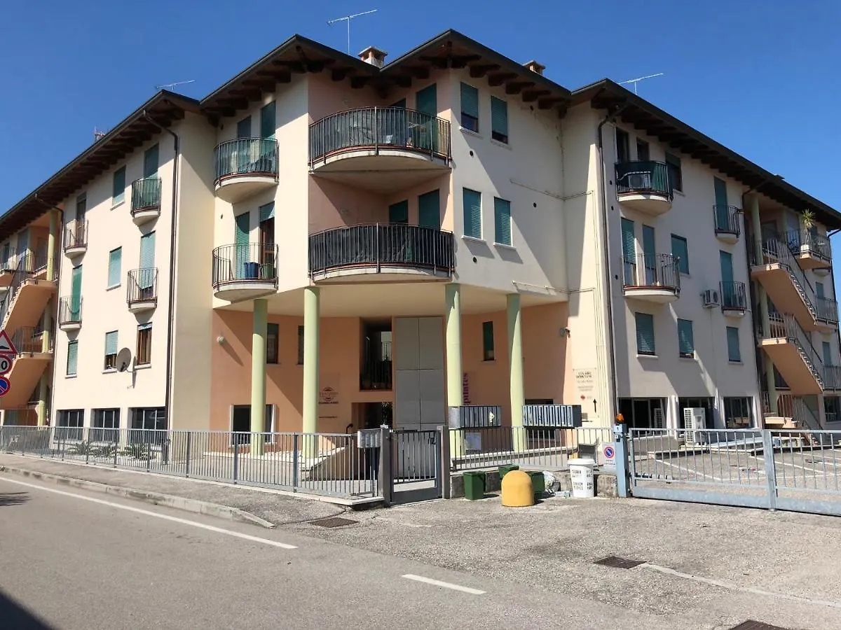 Appartamento Bianco - Peschiera Del Garda Italy