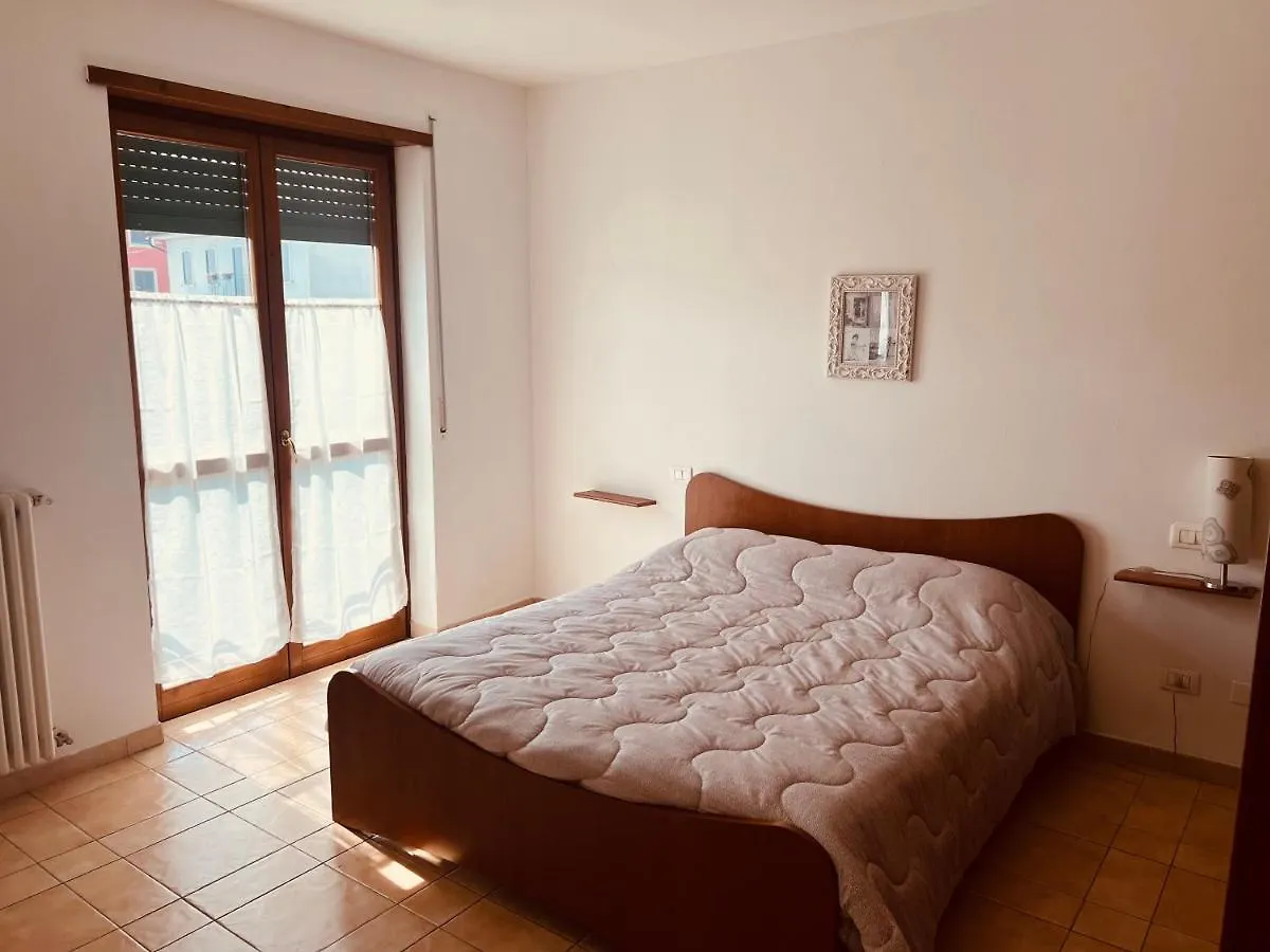 Appartamento Bianco - Peschiera Del Garda 0*,  Italy